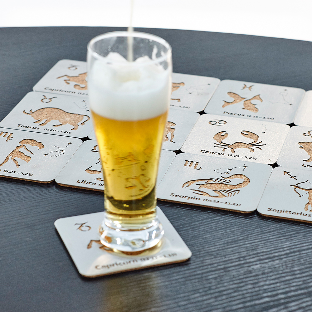 Stainless steel heat-insulating coasters